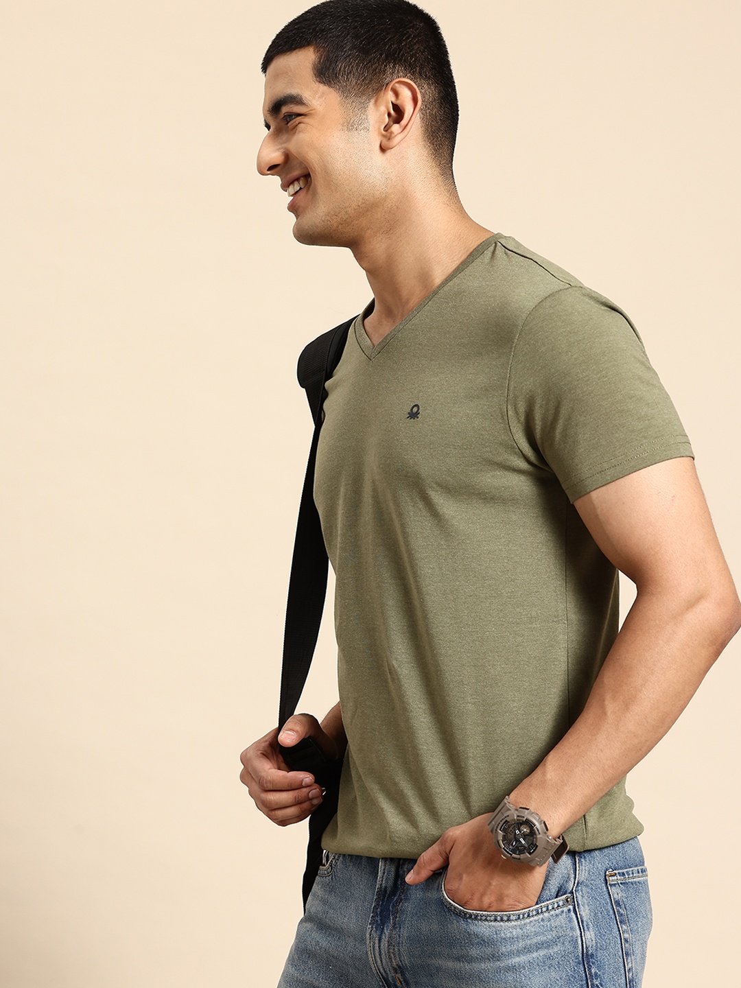

United Colors of Benetton V-Neck T-shirt, Olive