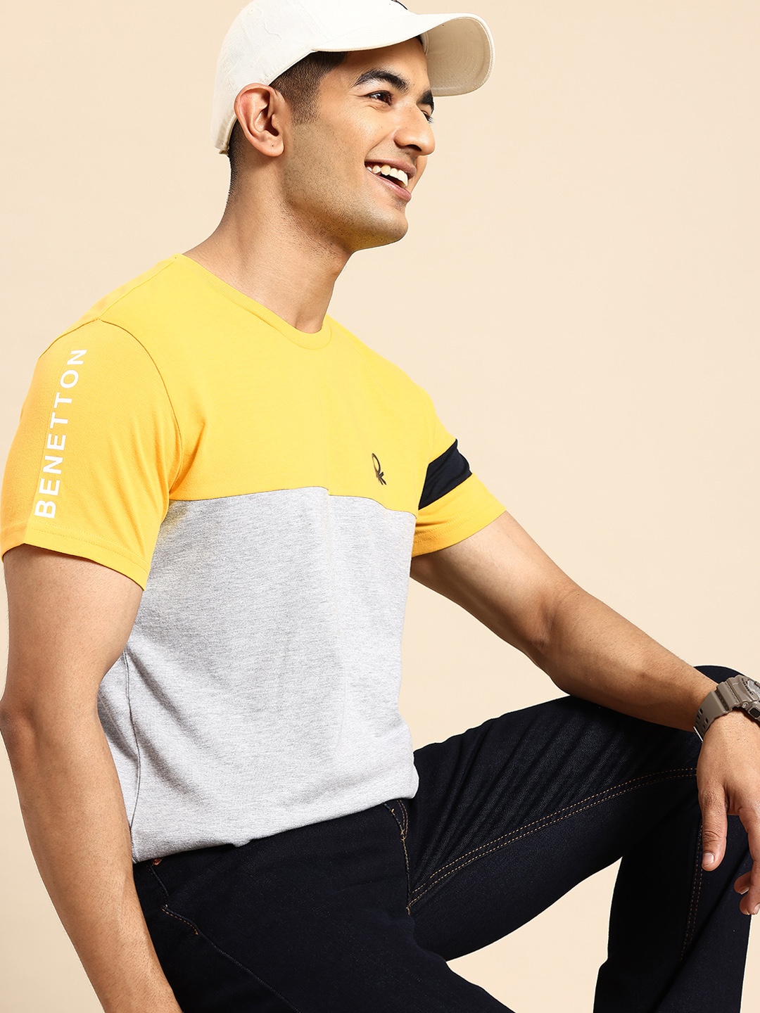 

United Colors of Benetton Colourblocked T-shirt, Grey melange