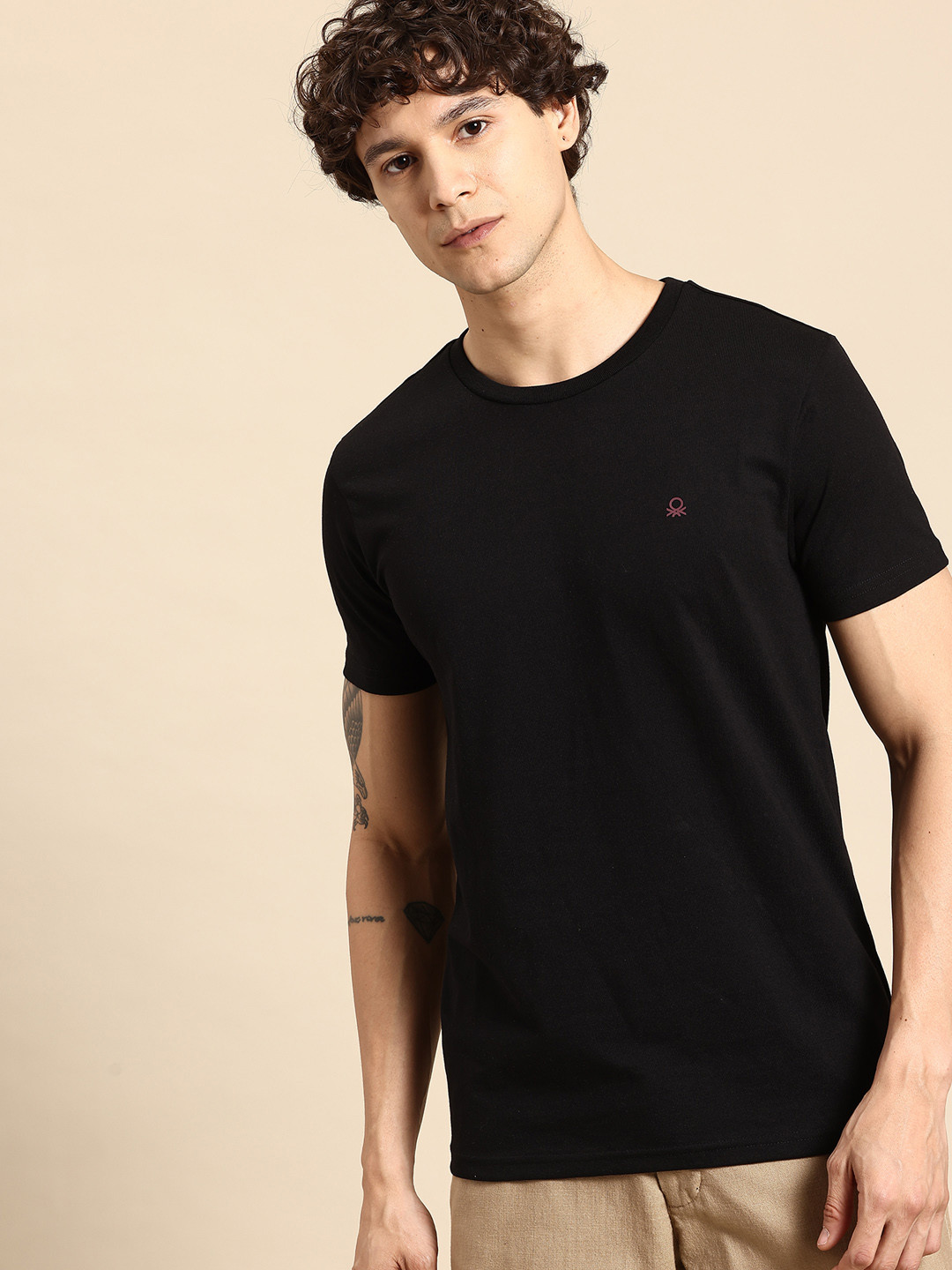 

United Colors of Benetton Basic Solid T-shirt, Black