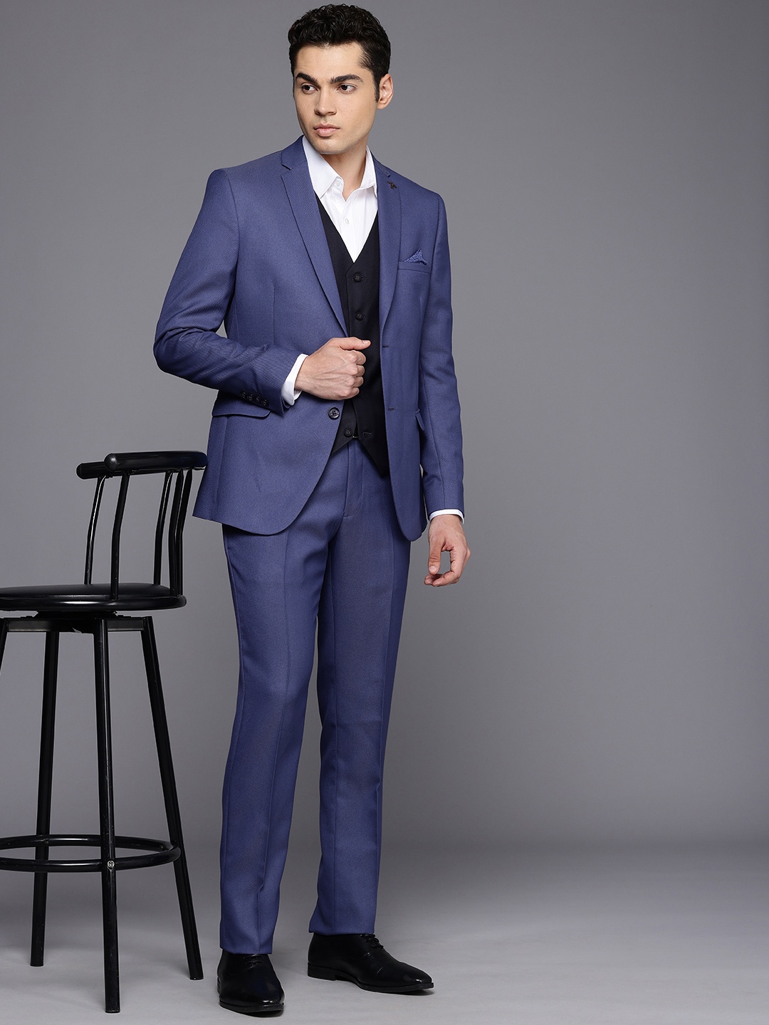 

Theme Single-Breasted Slim Fit Party 3 Piece Suit, Blue