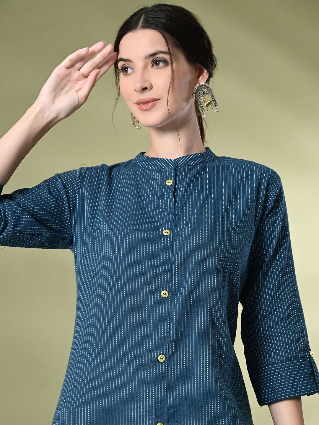 

GLOWWORLD Striped Mandarin Collar Cotton A-Line Kurta, Blue