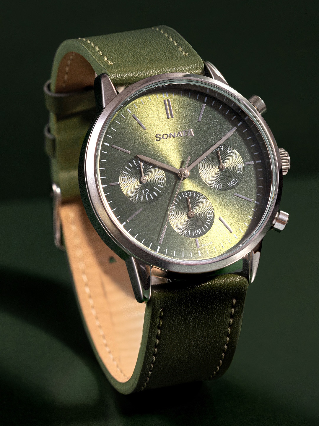 

Sonata Men Embellished Dial & Leather Textured Straps Analogue Watch 77139SL02, Green