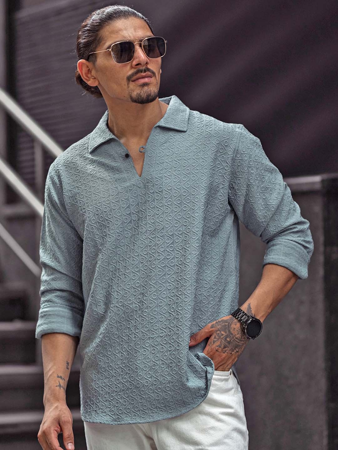 

Powerlook Men Spread Collar Solid Casual Shirt, Grey
