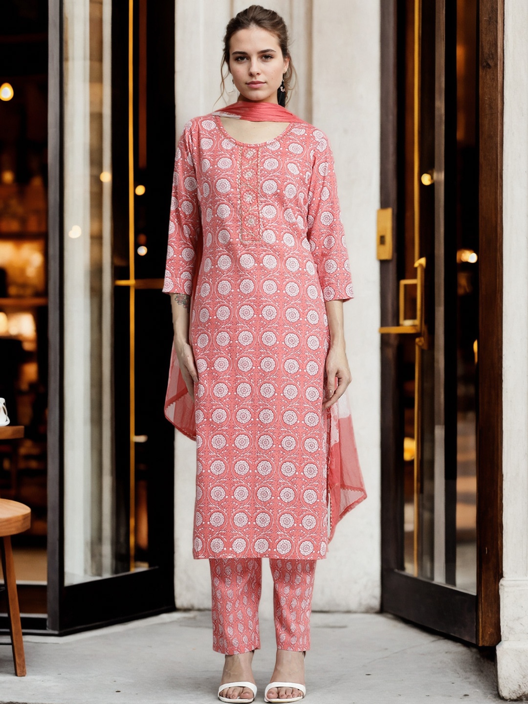 

Jaipur Kurti Ethnic Floral Printed Cotton Kurta Set With Dupatta, Pink