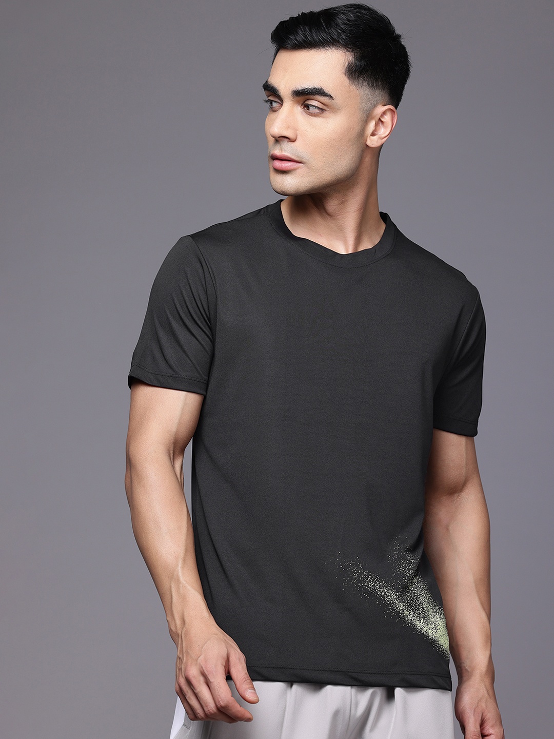 

HRX by Hrithik Roshan Rapid-Dry Running T-shirt, Black