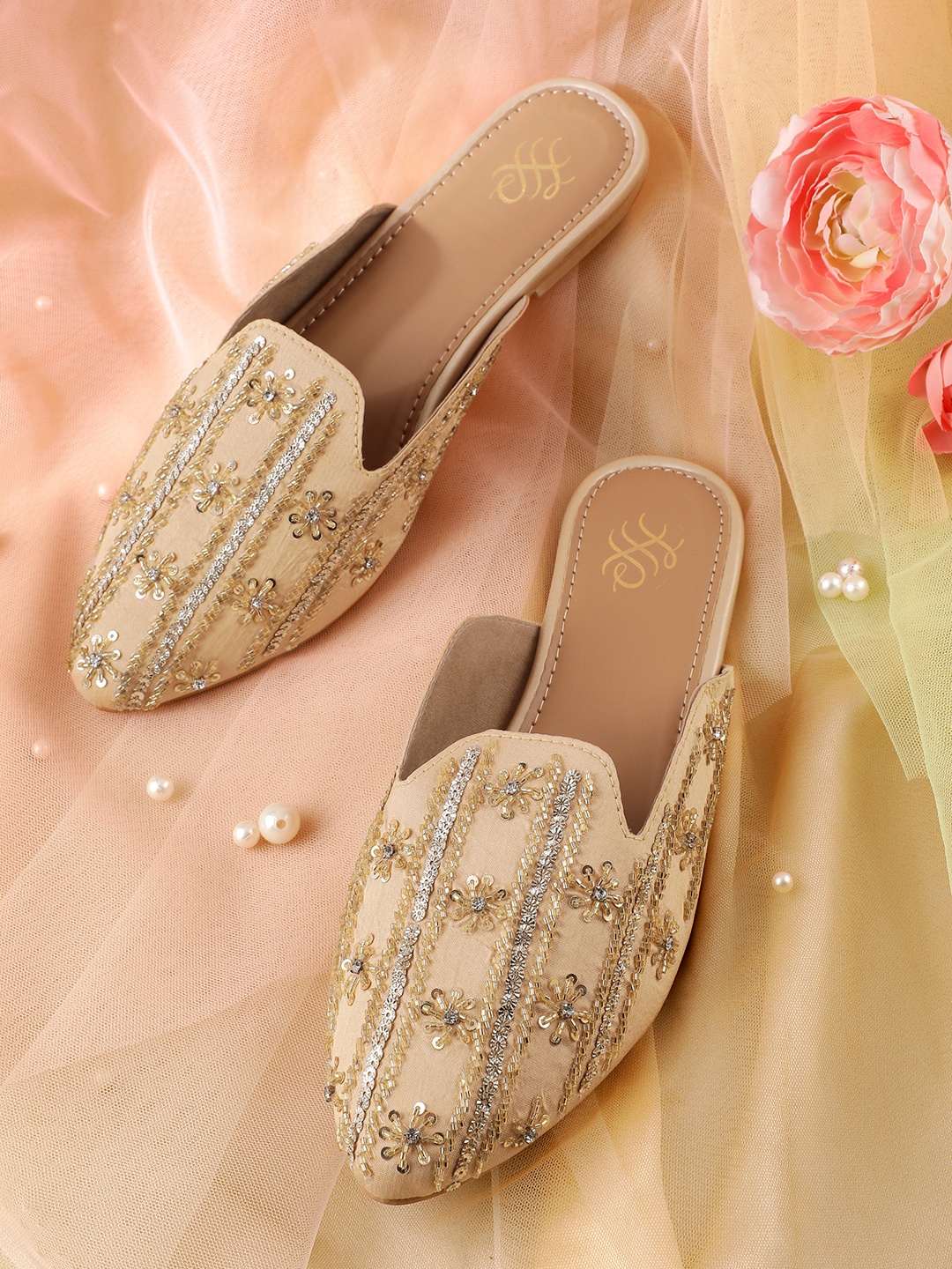 

House of Pataudi Women Embroidered Ethnic Mules, Champagne