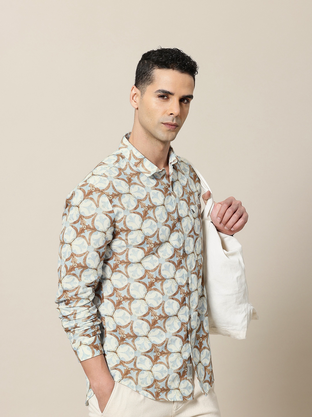 

Mr Bowerbird Premium Tailored Fit Printed Casual Shirt, Coffee brown