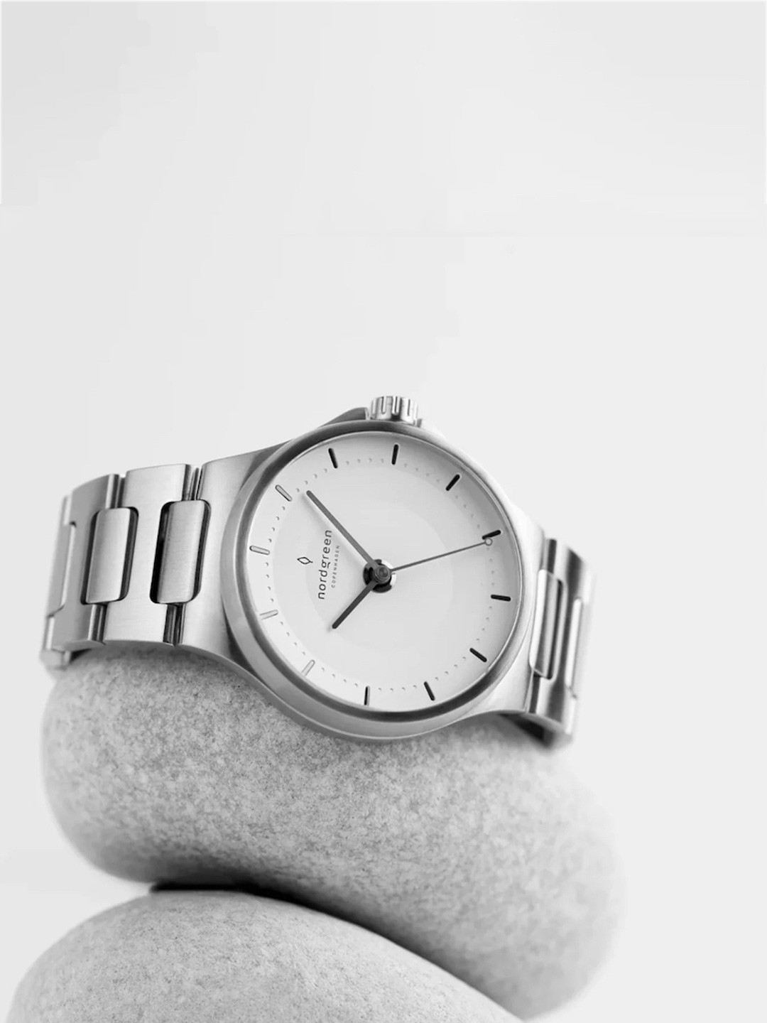 

Nordgreen Unisex Dial & Analogue Chronograph Automatic Motion Powered Watch, Silver