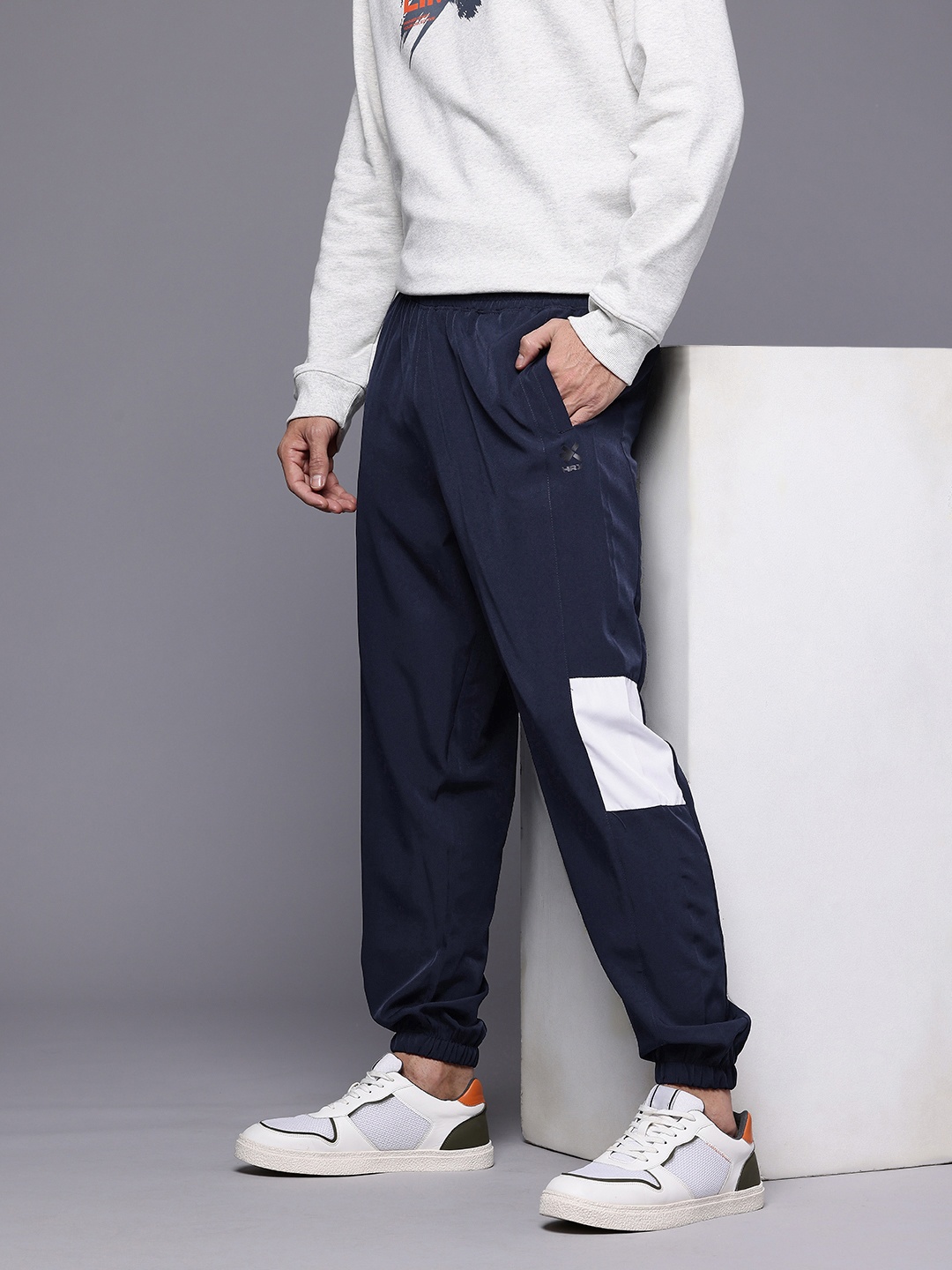 

HRX by Hrithik Roshan Men Rapid-Dry HRXGT Lifestyle Joggers, Navy blue