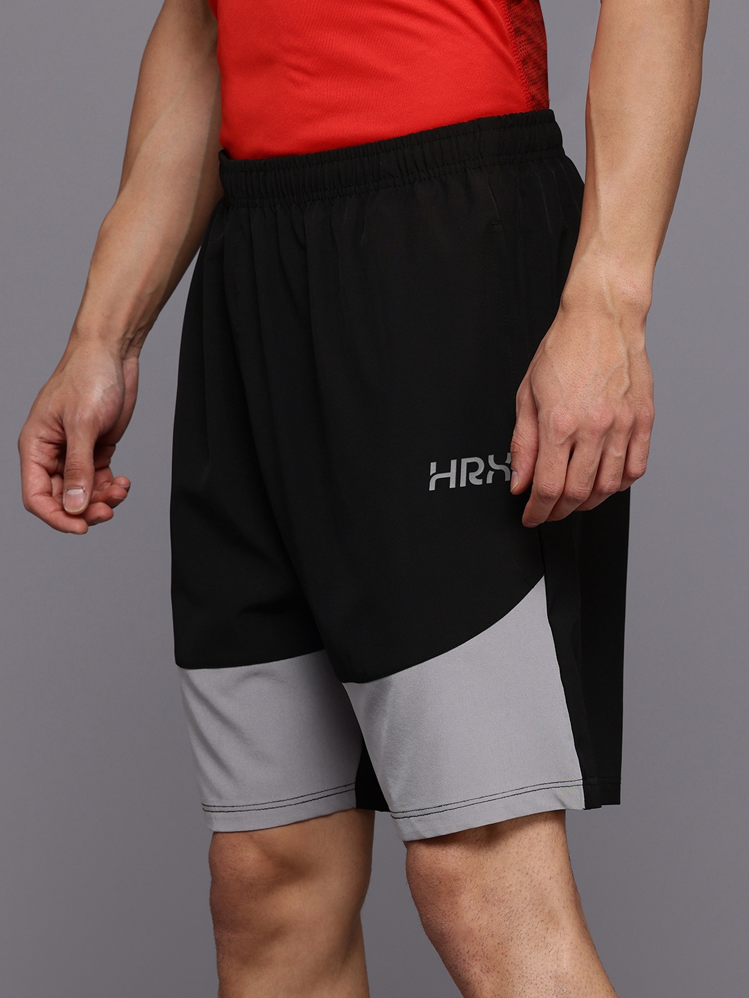 

HRX by Hrithik Roshan Men Colourblocked Lifestyle Shorts, Black