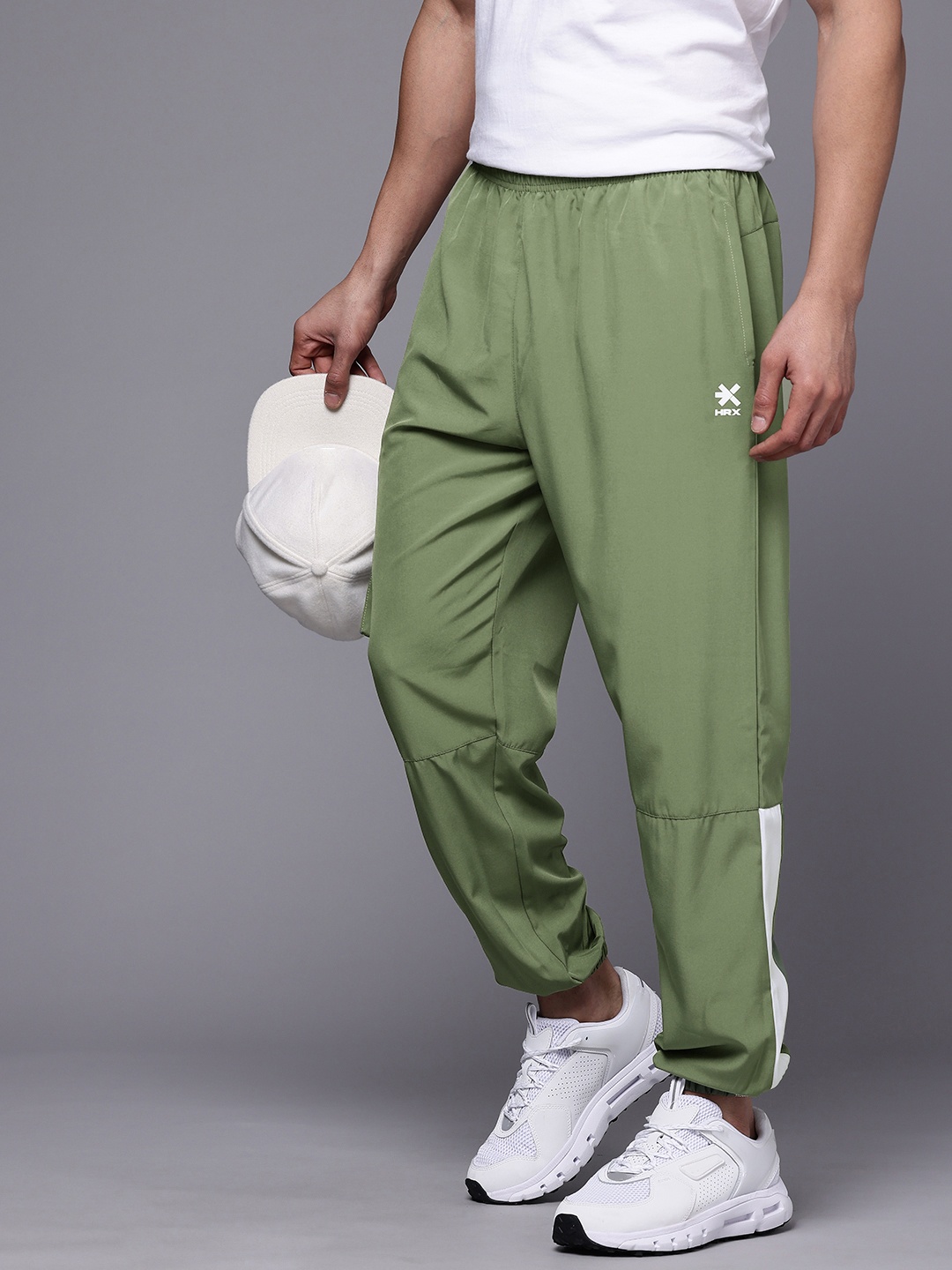 

HRX by Hrithik Roshan Men Rapid Dry Jogger, Green