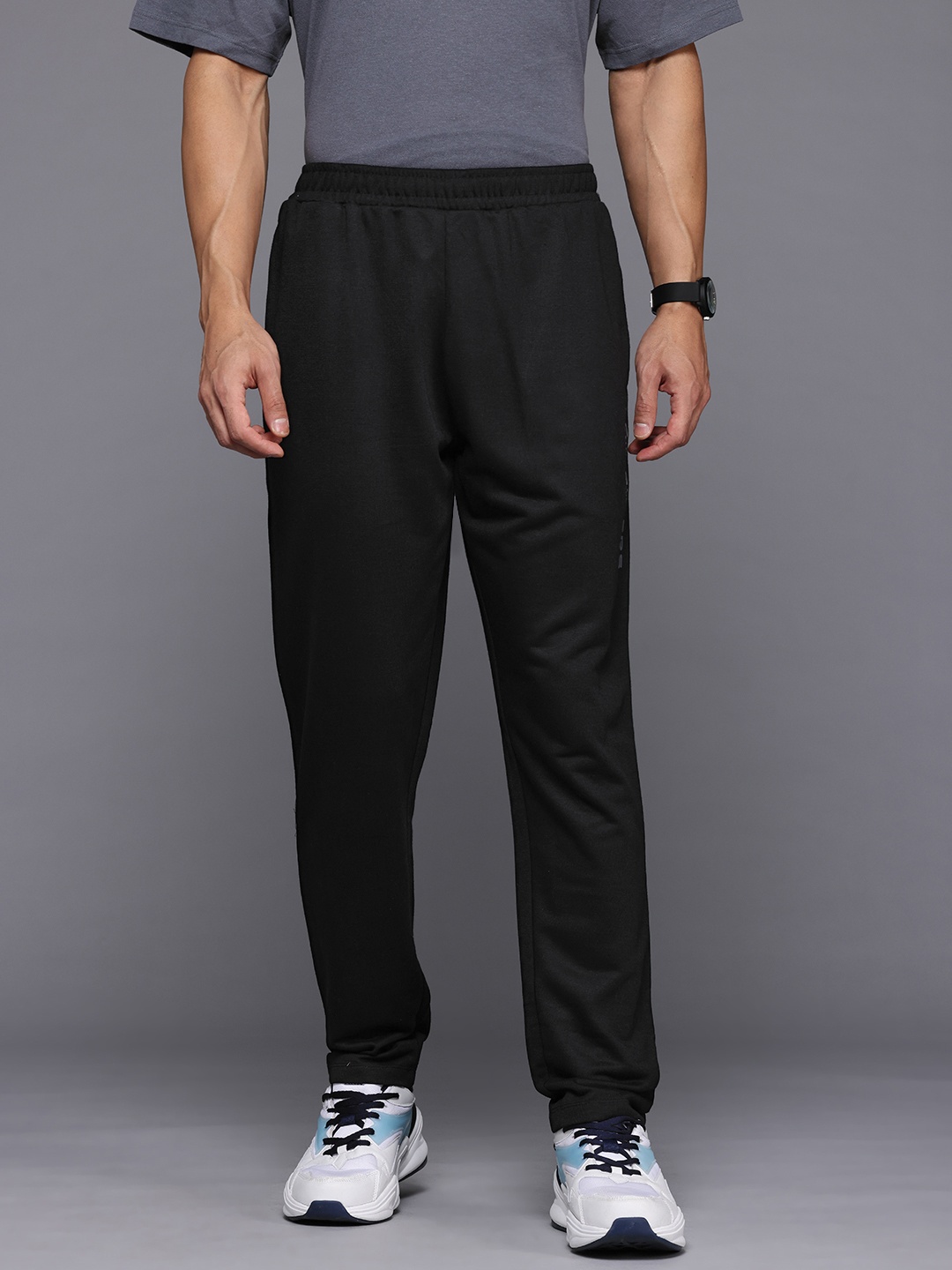 

HRX by Hrithik Roshan Men Lifestyle Track Pants, Black