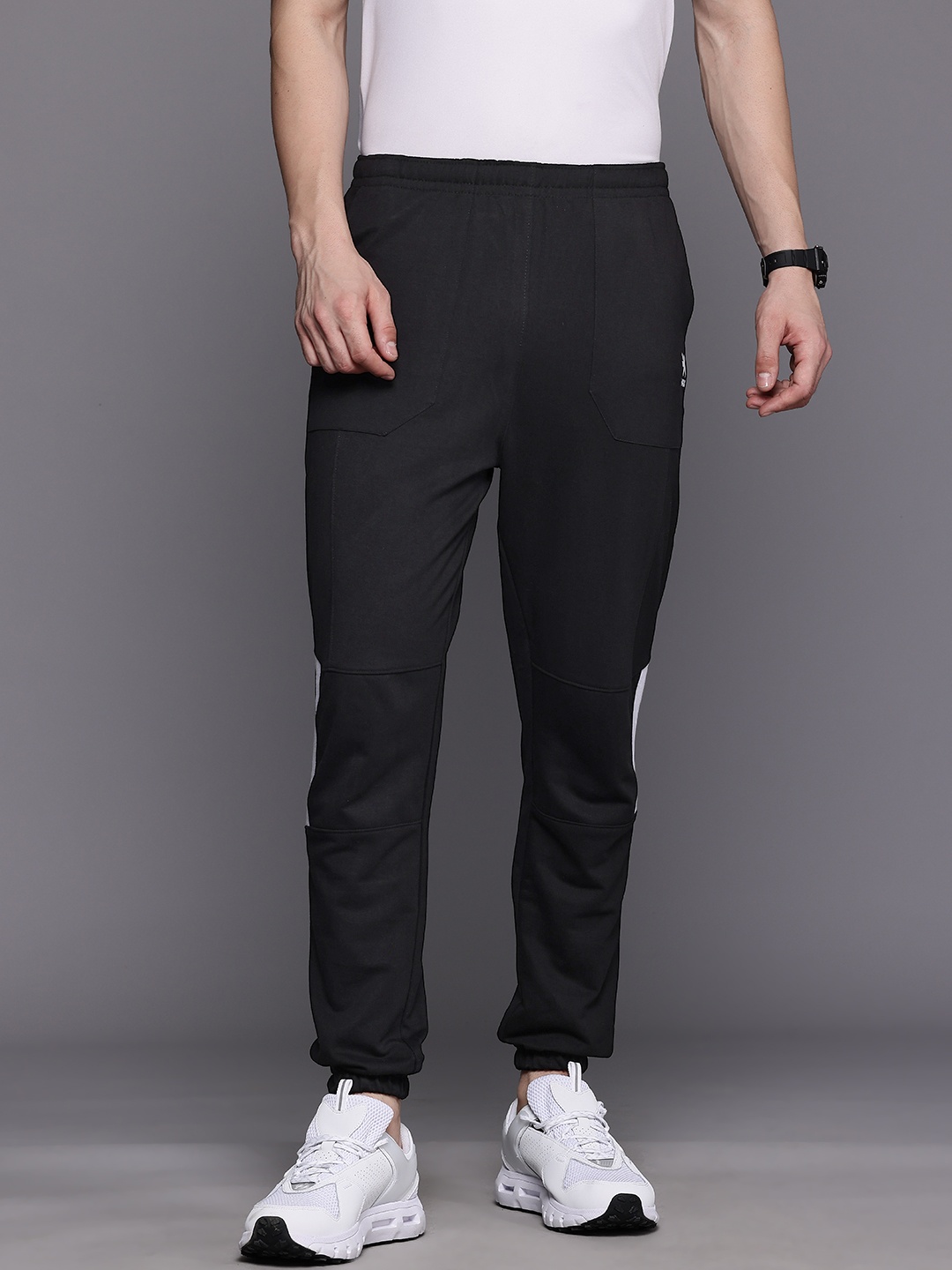 

HRX by Hrithik Roshan Men Lifestyle Joggers, Black