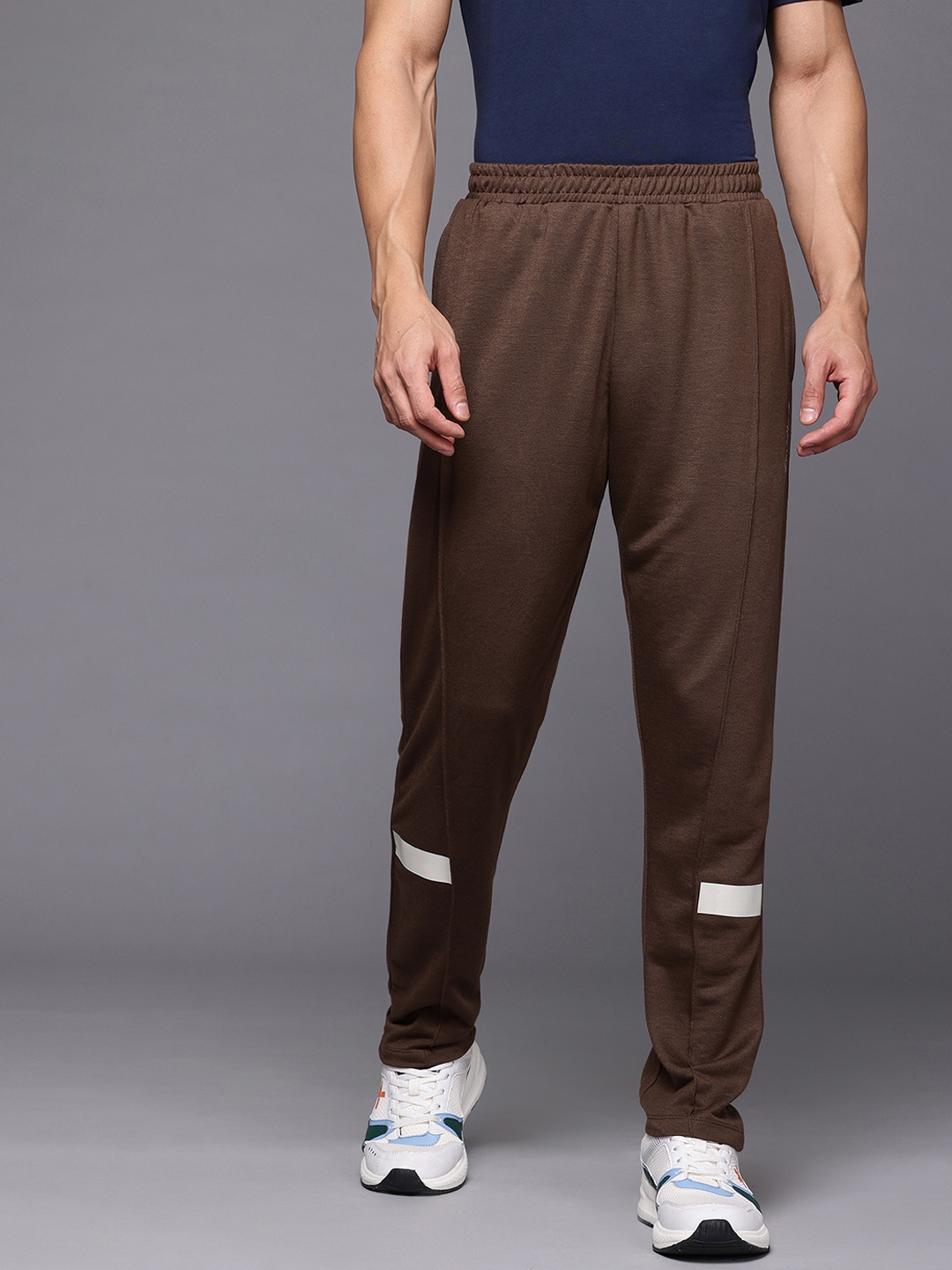 

HRX by Hrithik Roshan Men Printed-Detail Lifestyle Track Pants, Brown