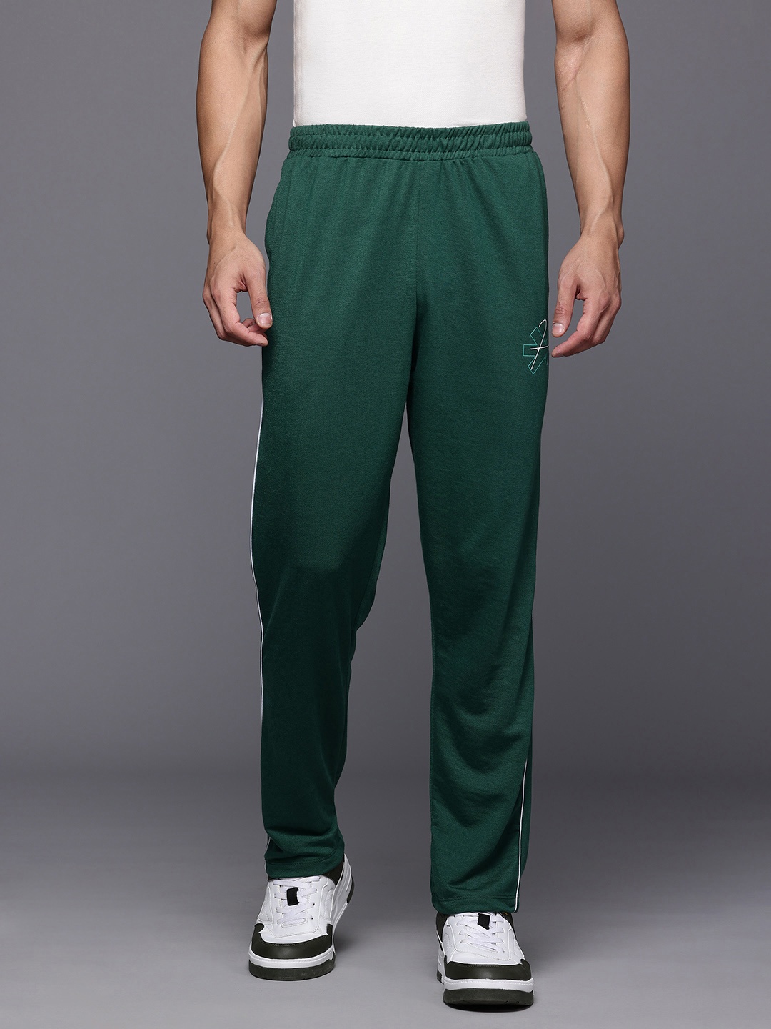 

HRX by Hrithik Roshan Men Lifestyle Trackpants, Green