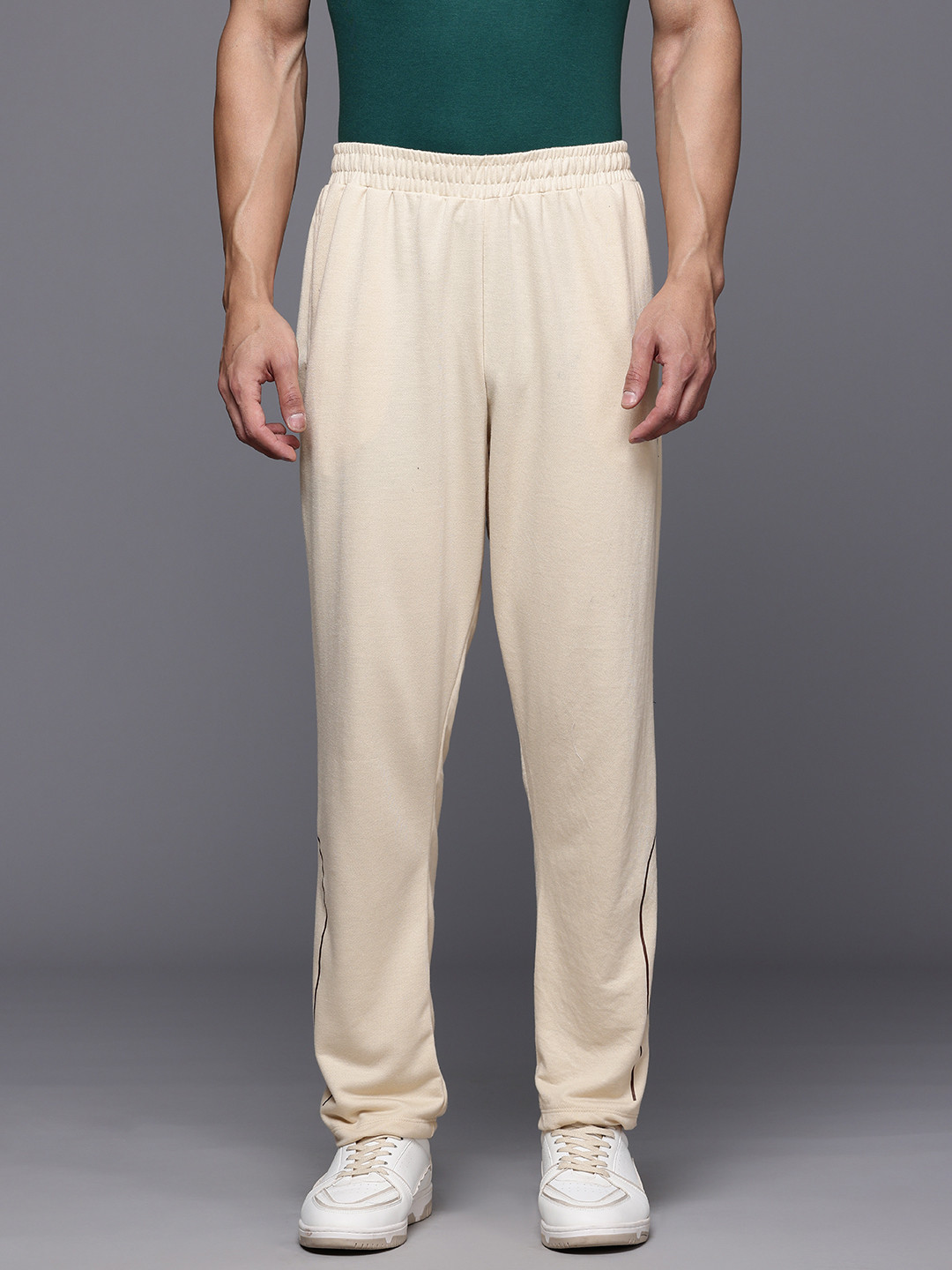 

HRX by Hrithik Roshan Men Lifestyle Trackpants, Beige