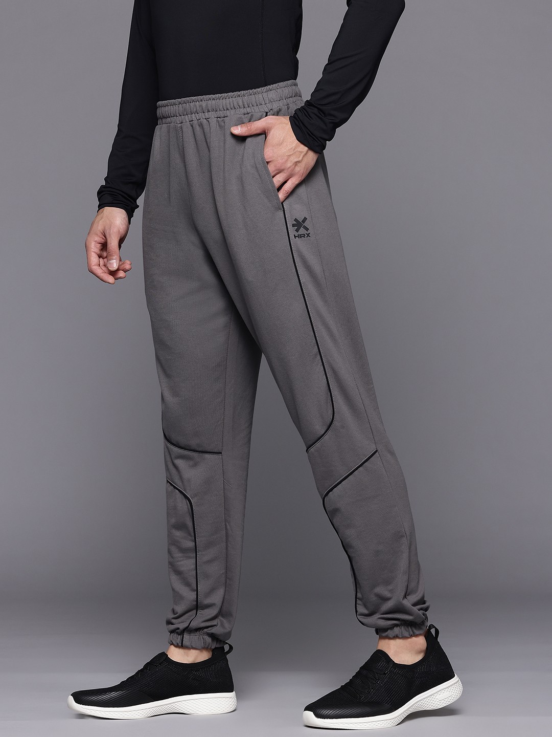 

HRX by Hrithik Roshan Men Colourblocked Lifestyle Joggers, Grey