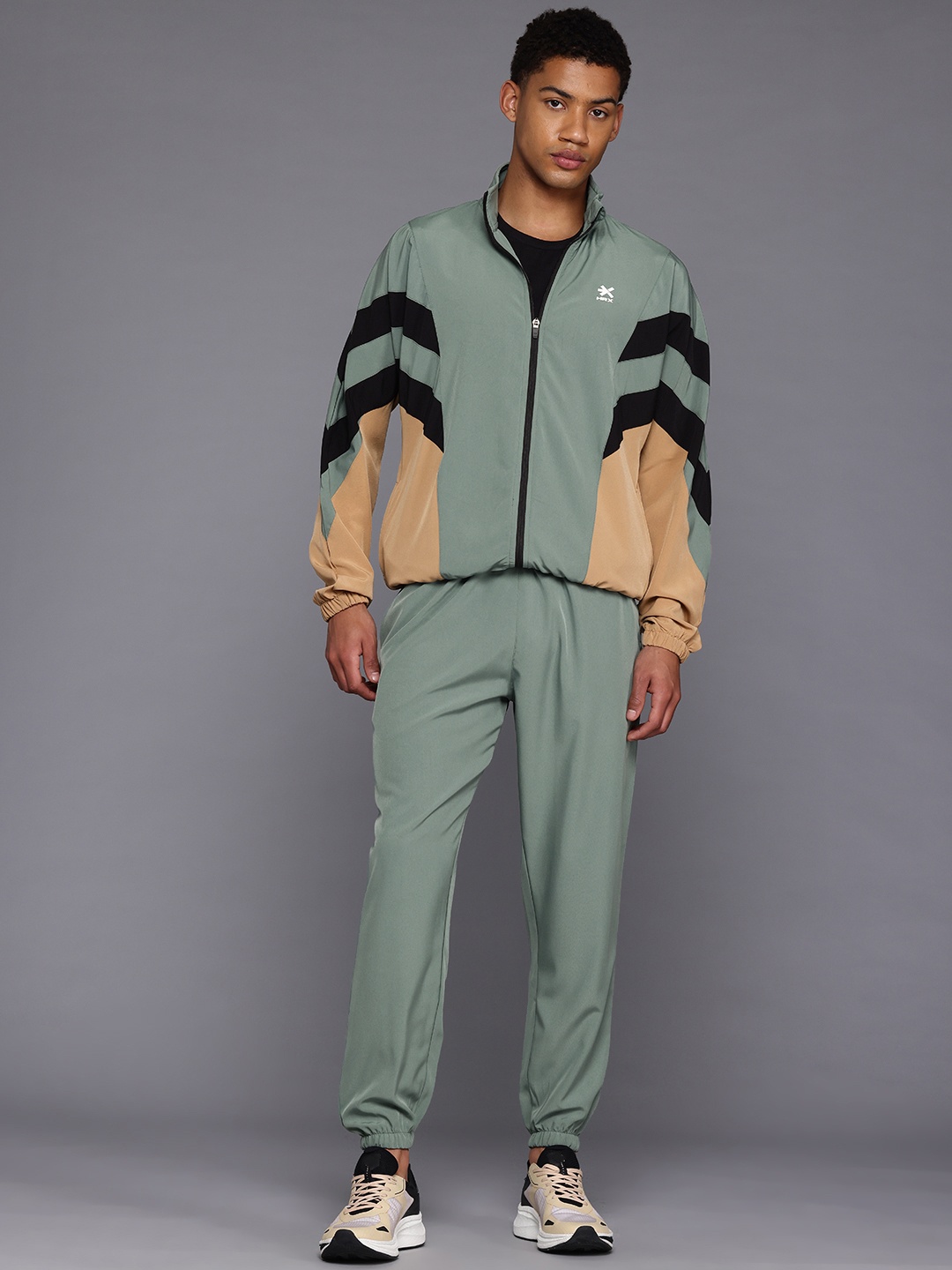 

HRX by Hrithik Roshan Colourblocked Rapid-Dry Lifestyle Tracksuit, Green