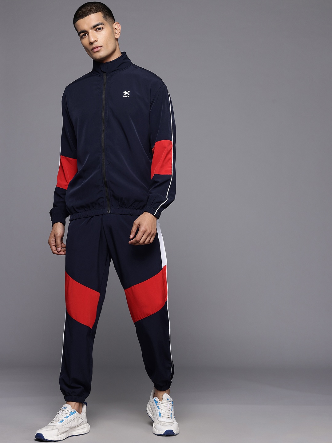 

HRX by Hrithik Roshan Men Colourblock Rapid-Dry Lifestyle Tracksuit, Navy blue