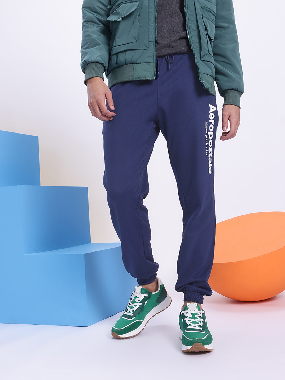 

Aeropostale Men Typography Print Joggers, Blue