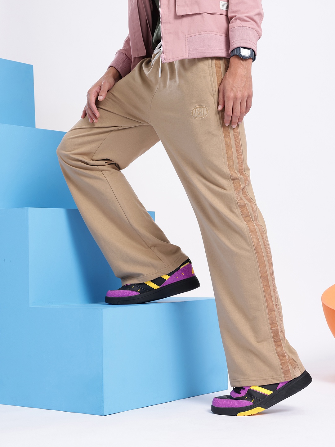 

Aeropostale Men Regular Track Pant, Beige