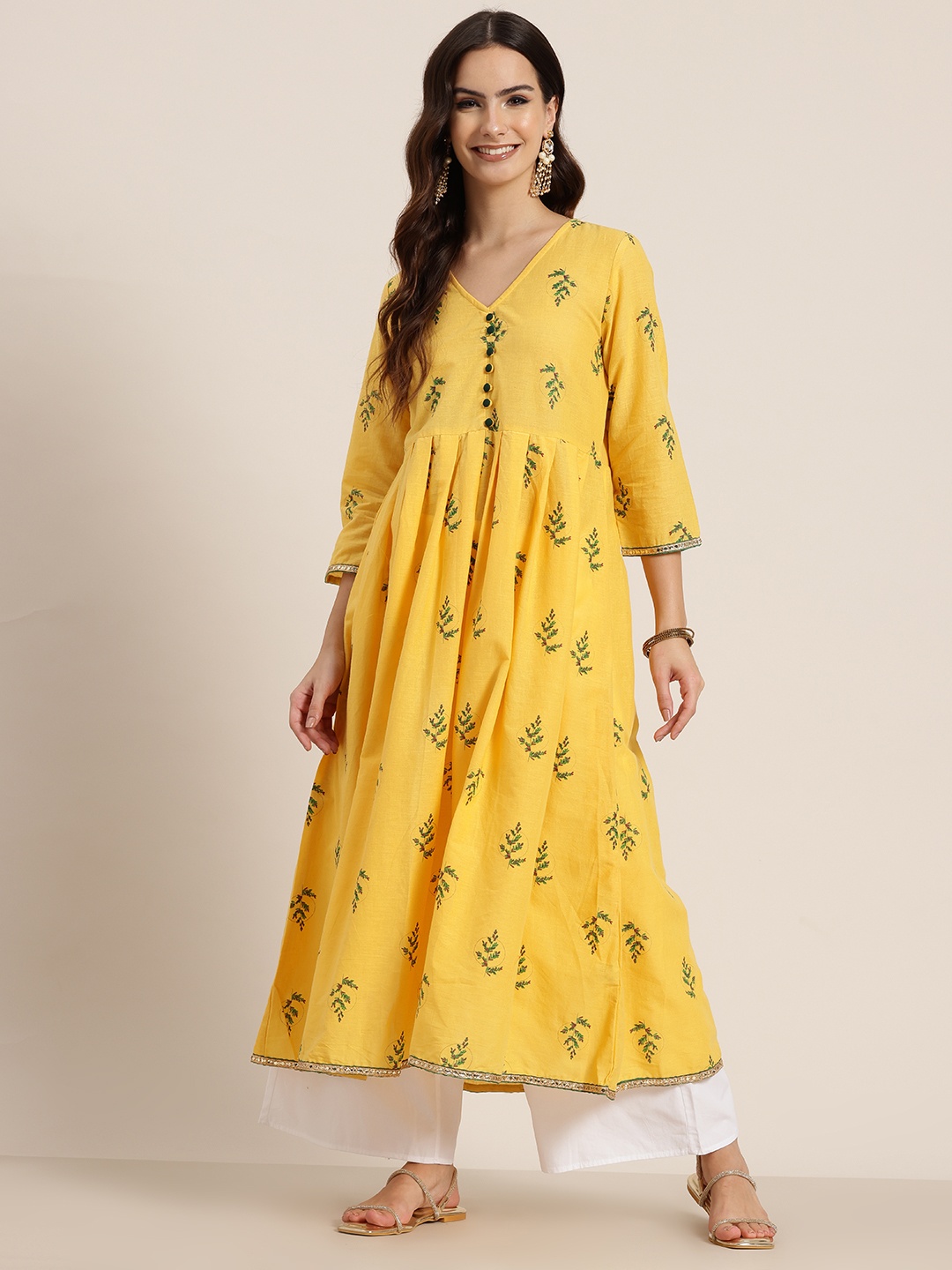 

HERE&NOW Women Floral Printed Pure Cotton Kurta, Yellow