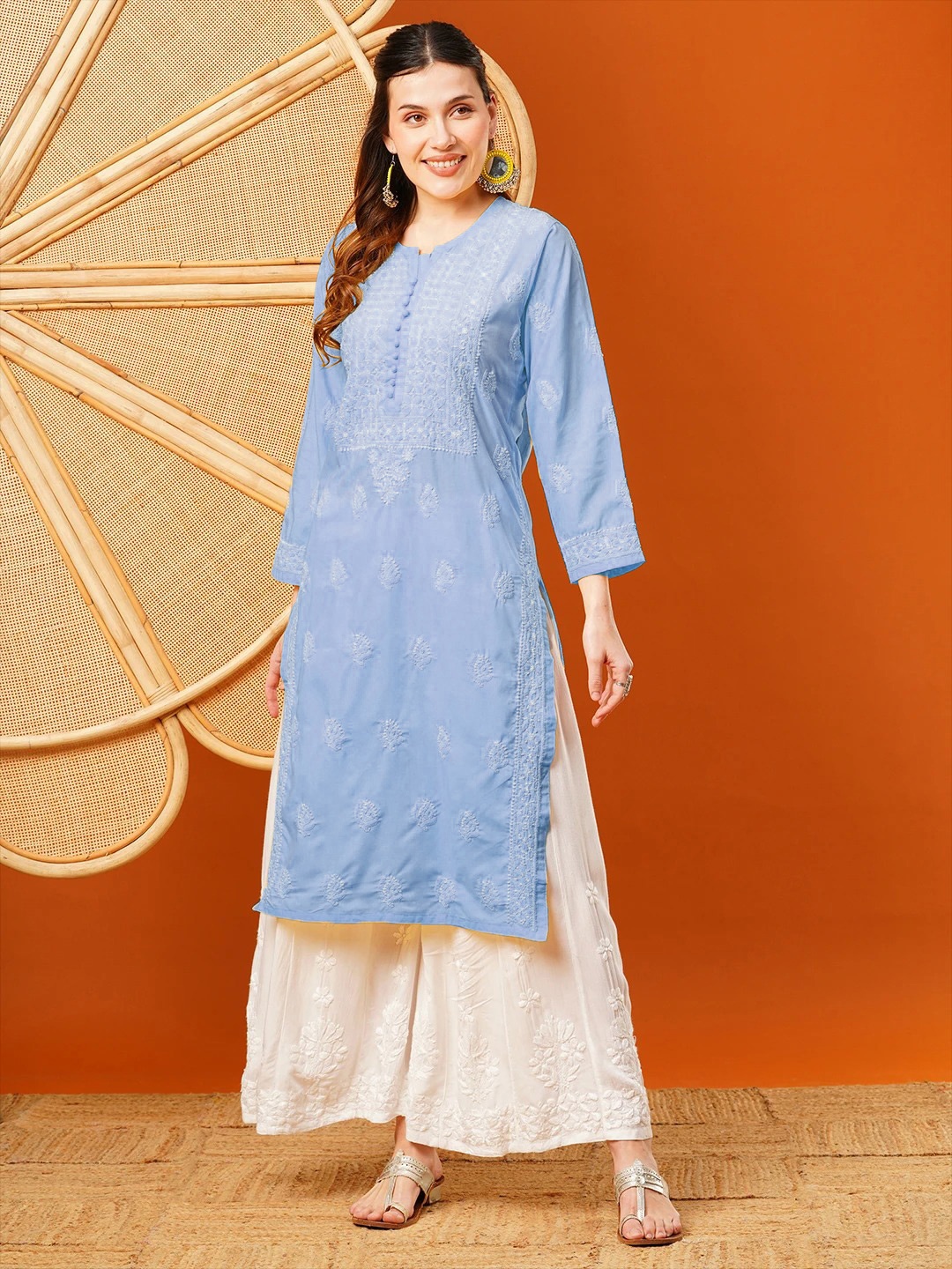 

ADA Ethnic Motifs Embroidered Chikankari Cotton Straight Kurta, Mauve