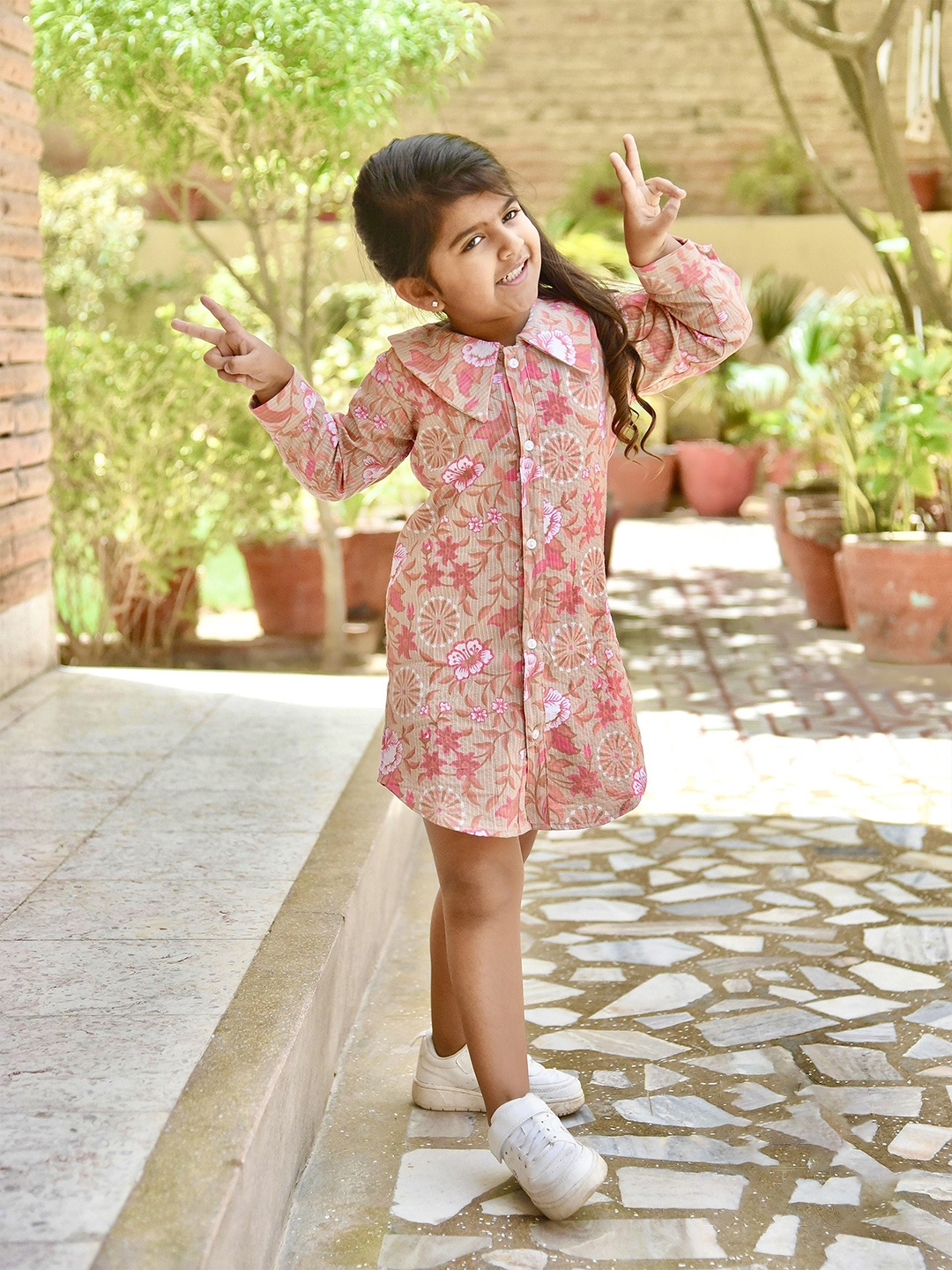 

MYZUIE Girls Cotton Floral Printed Shirt Dress, Beige