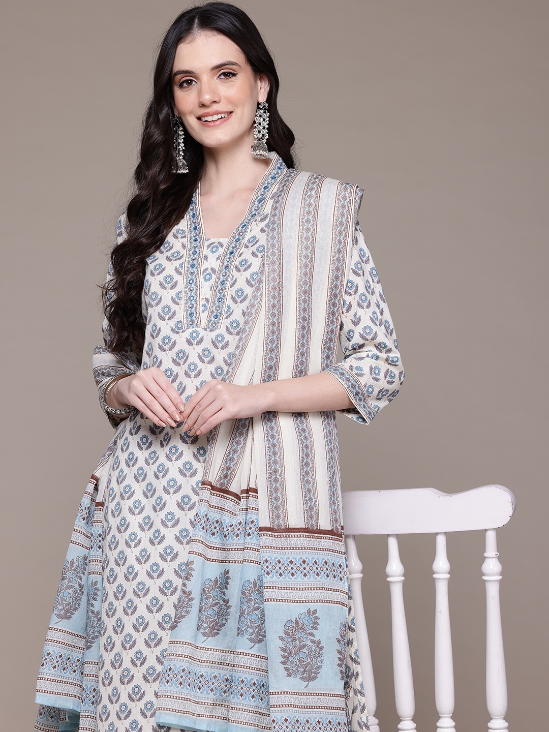 

Readiprint Floral Printed Aari Work Pure Cotton Kurta with Palazzos & Dupatta, Cream