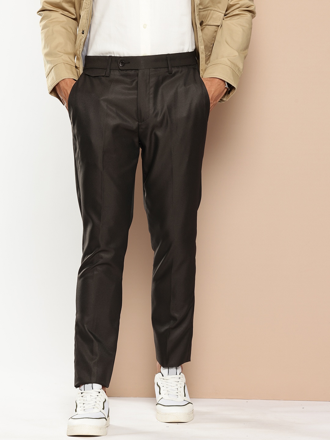 

encore by INVICTUS Men Textured Trousers, Brown