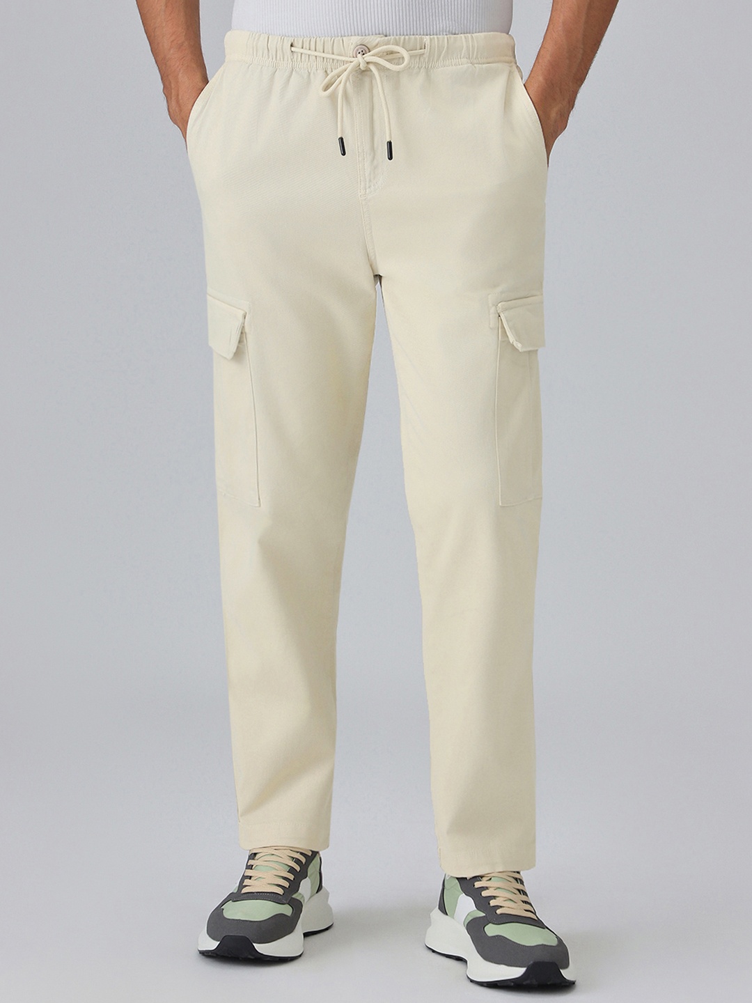 

Banana Club Men Relaxed Mid Rise Cargo Trousers, Cream