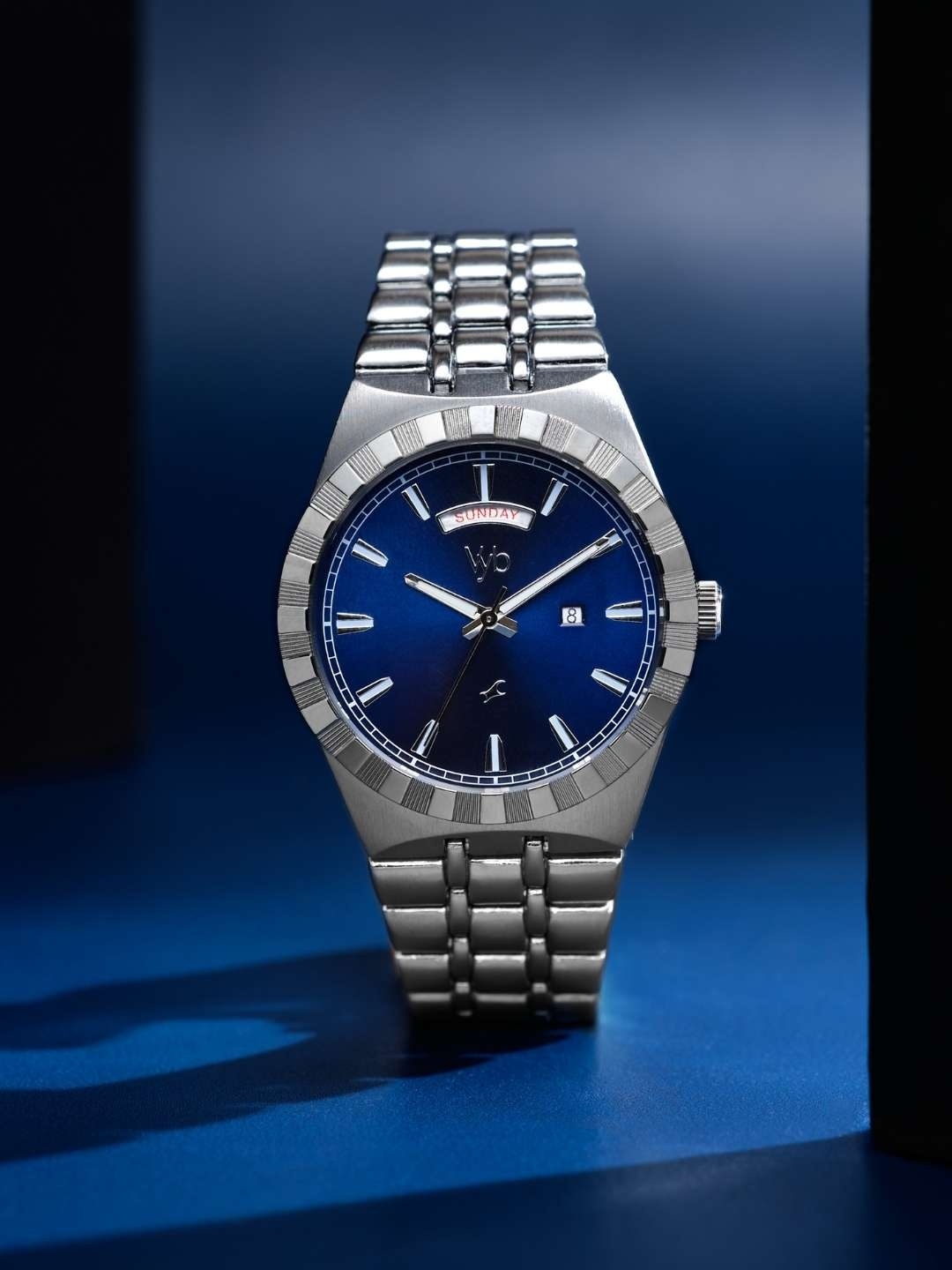 

Fastrack Men Vyb Orion Dial & Bracelet Style Straps Analogue Watch FV30003SM01W, Navy blue