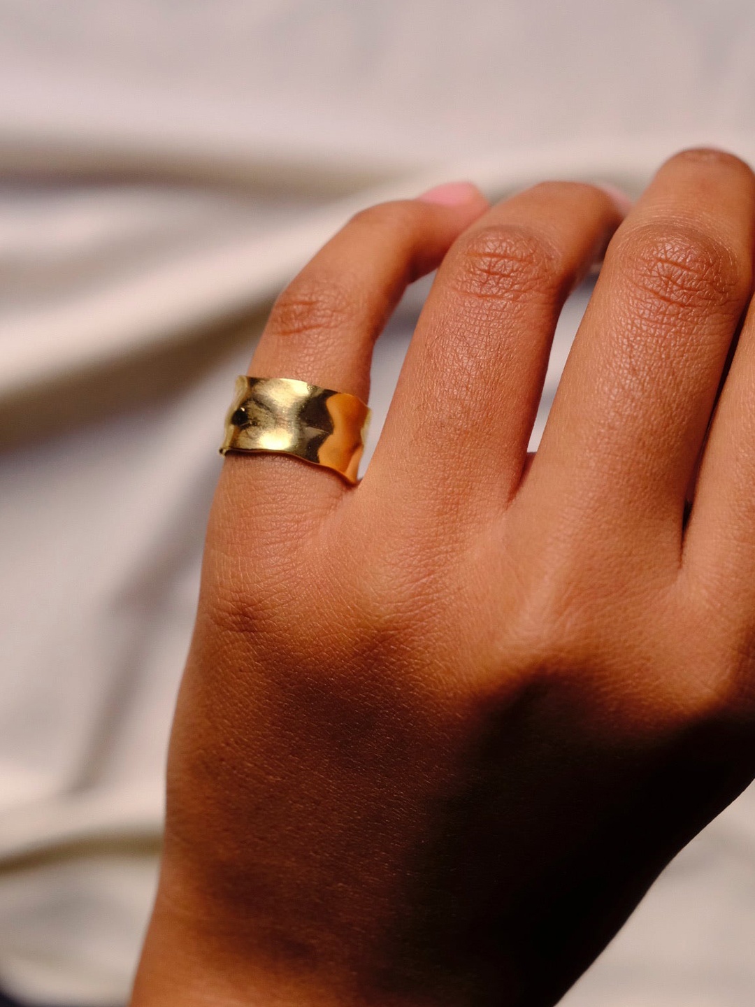 

Anushka Jain Jewellery 925 Sterling Silver Gold Plated Finger Ring