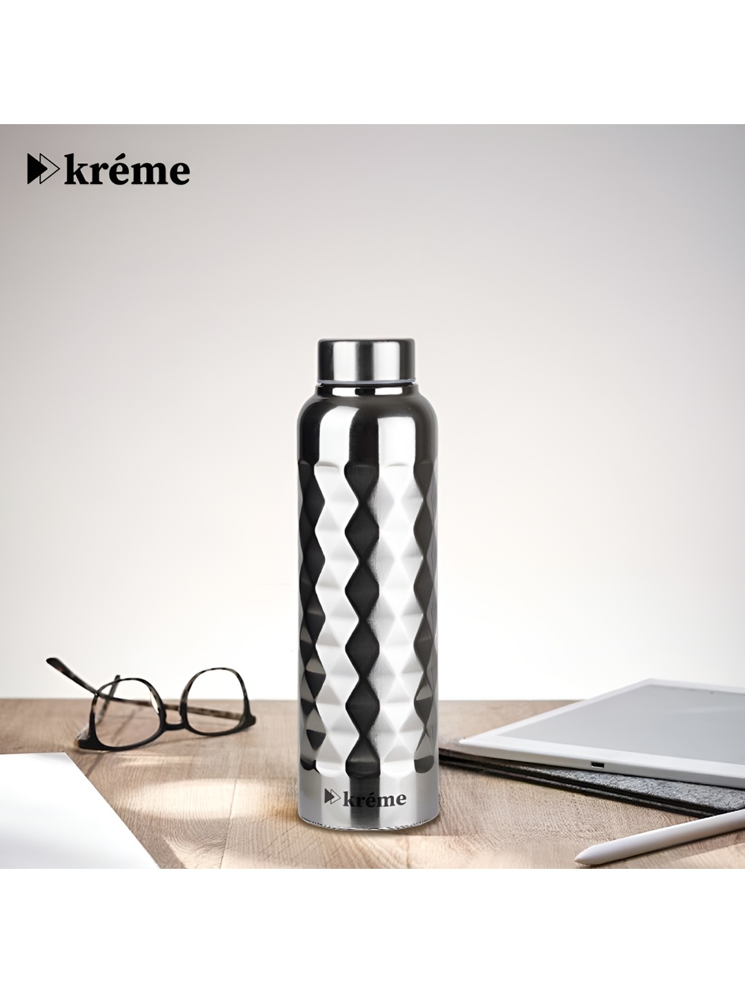 

Kreme Textured Stainless Steel Single Wall Vacuum Water Bottle 1ltr
