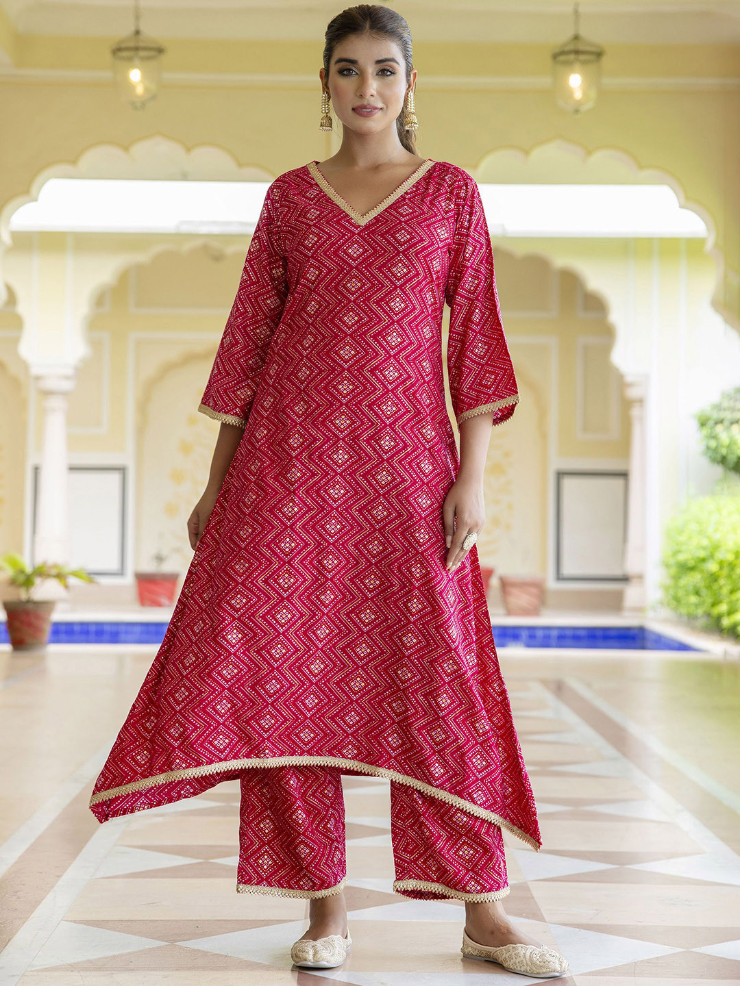 

mokshi Geometric Printed Gotta Patti V-Neck A-Line Asymmetric Kurta With Palazzos, Pink