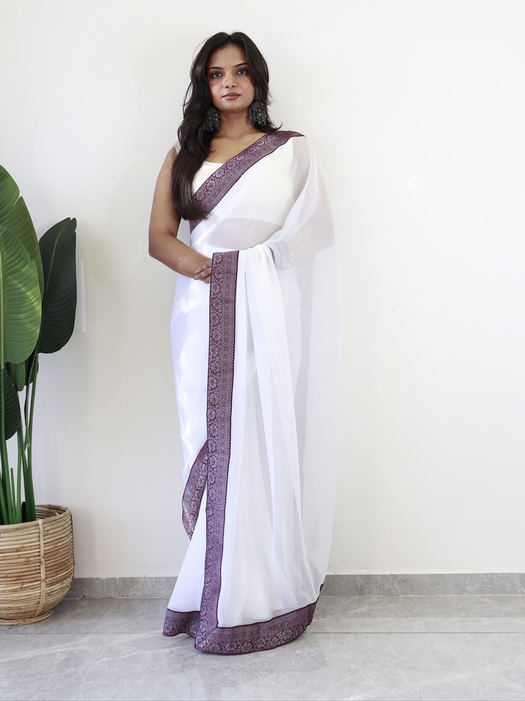 

Panzora Solid Woven Design Zari Ready to Wear Saree, White