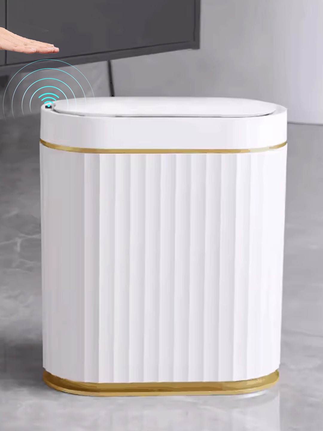 

The Better Home White Self-Design Stainless Steel Smart Sensor Dustbins - 7 L