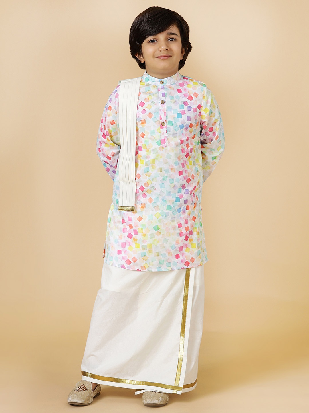 

A.T.U.N. Boys Printed Band Collar Regular Straight Kurta With Mundu & Dupatta, White