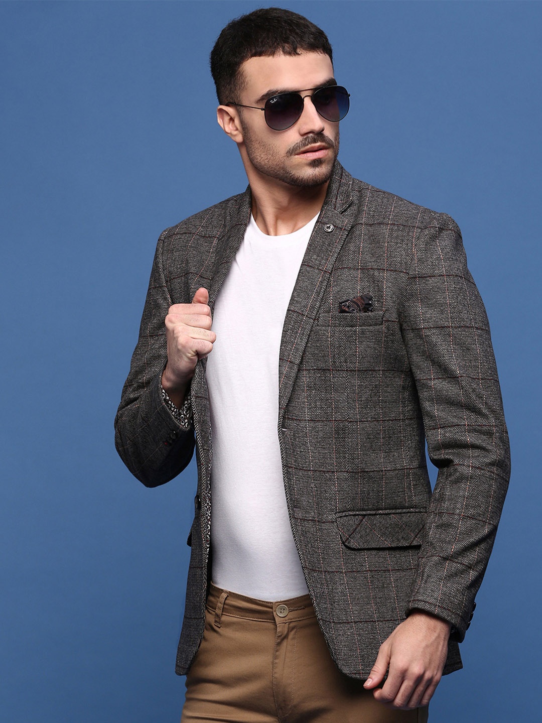 

SHOWOFF Slim Fit Single-Breasted Checked Notched Lapel Cotton Blazers, Brown