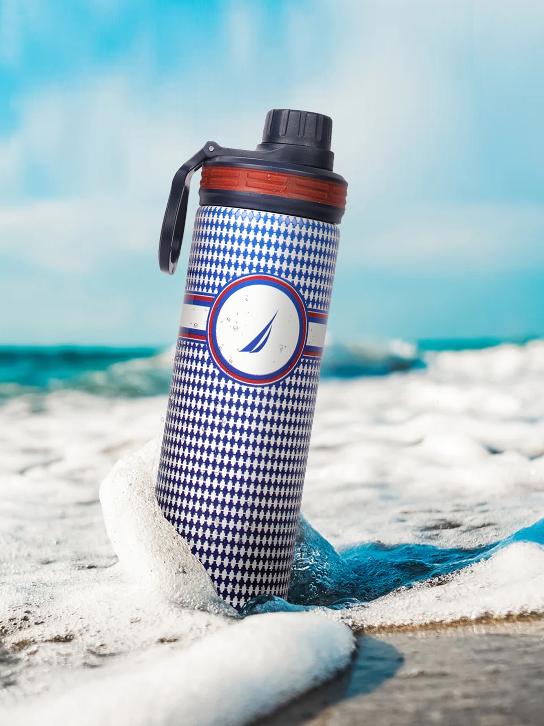 

Nautica White & Blue Printed Stainless Steel Smart Vacuum Water Bottle-500ML