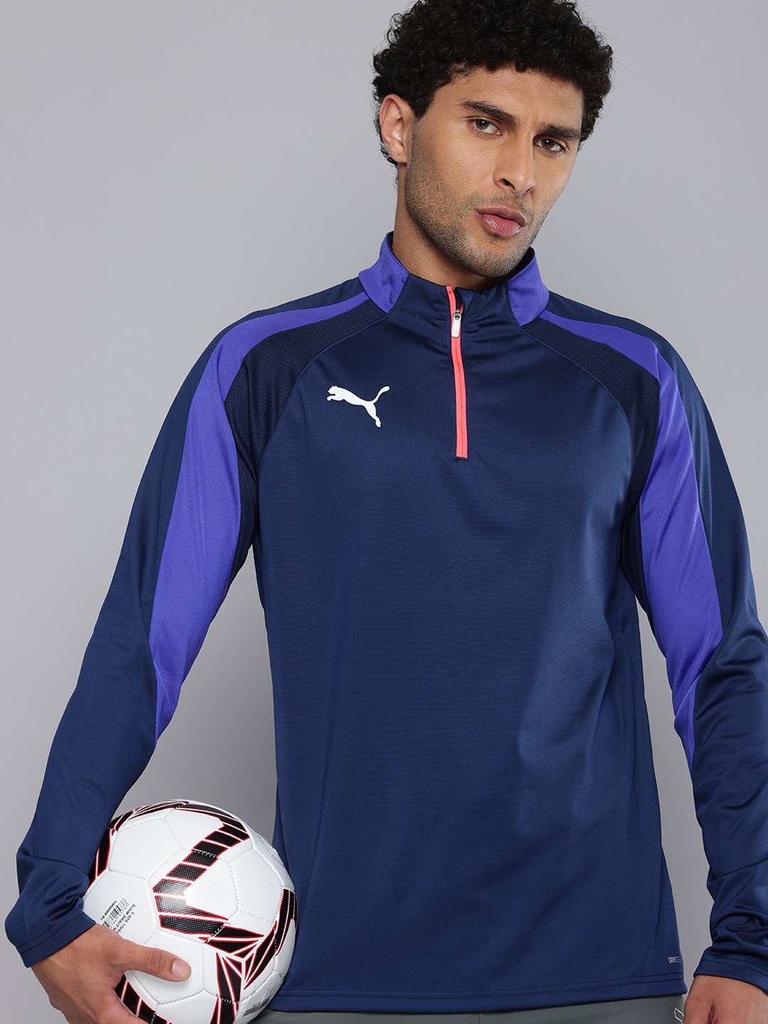 

Puma dryCELL individualLIGA Quarter-Zip Slim Fit Football T-shirt, Navy blue