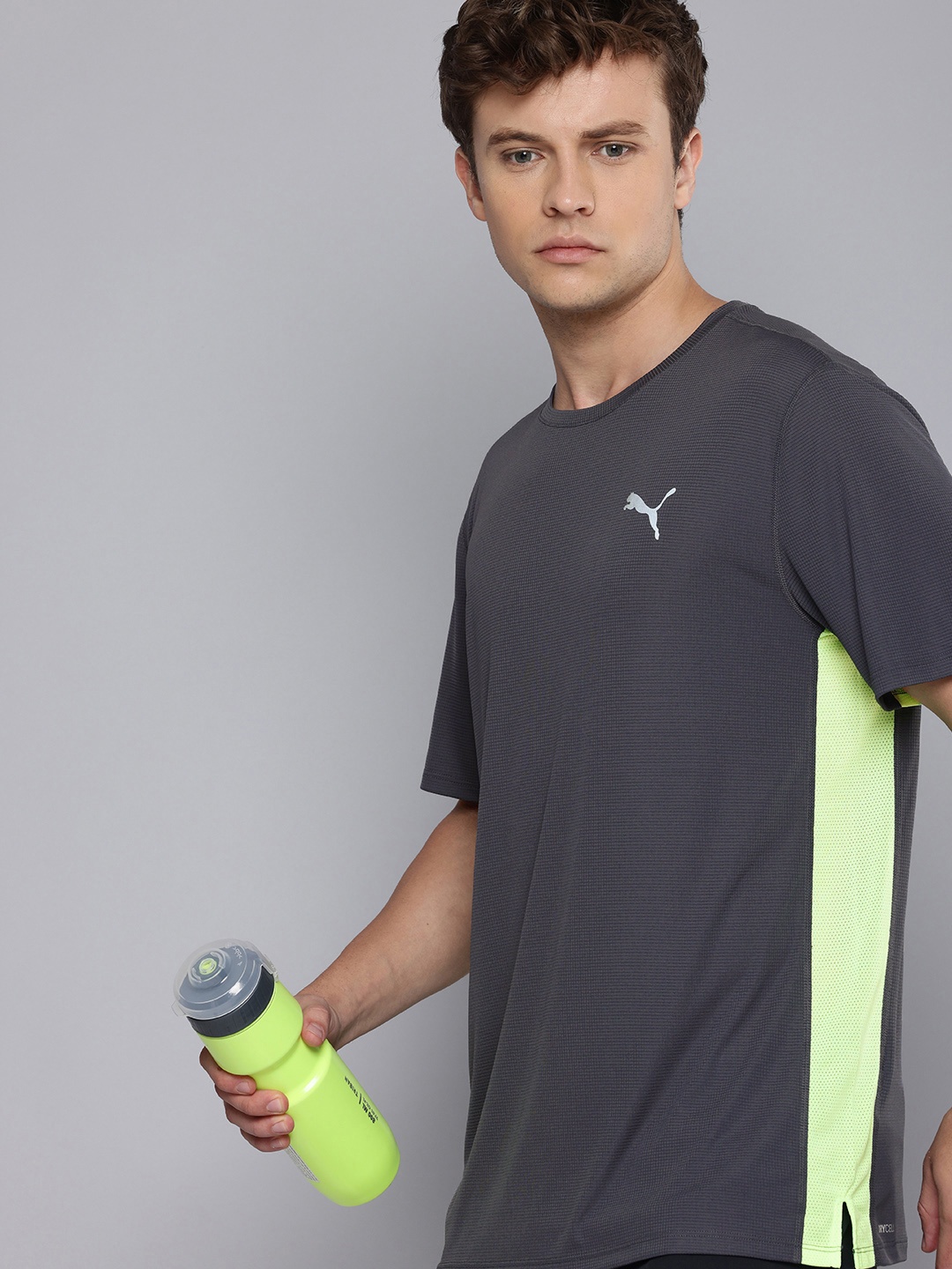 

Puma RUN FAVORITE dryCELL Running T-shirt, Grey