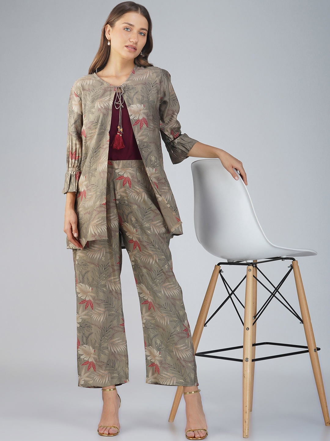 

Bindigasm Printed Jacket Palazzo & Inner, Grey