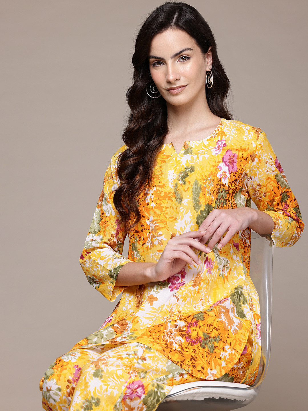 

Readiprint Women Floral Printed Cotton Straight Tunic & Trousers, Yellow