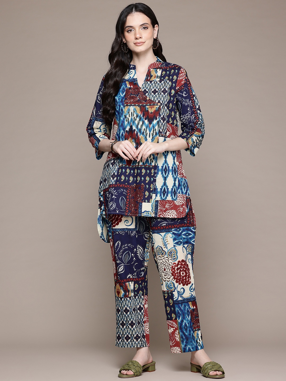 

Readiprint Women Ethnic Motifs Printed Cotton Straight Tunic & Trousers, Navy blue