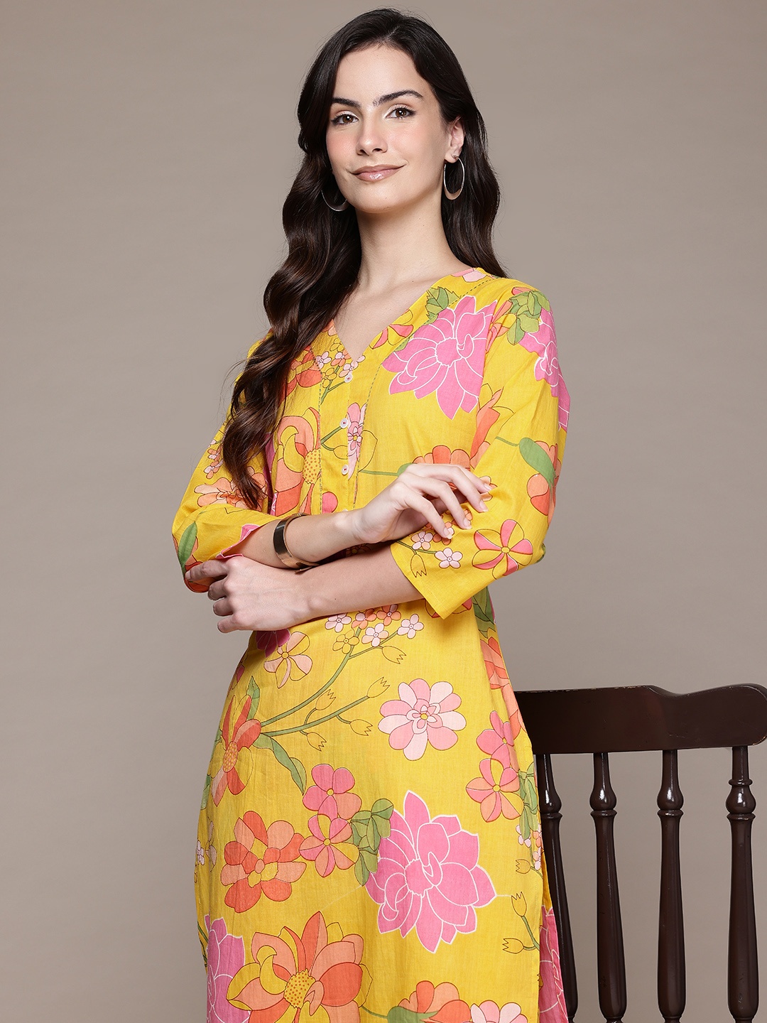

Readiprint Floral Printed Thread Work Pure Cotton Kurta with Trousers, Yellow