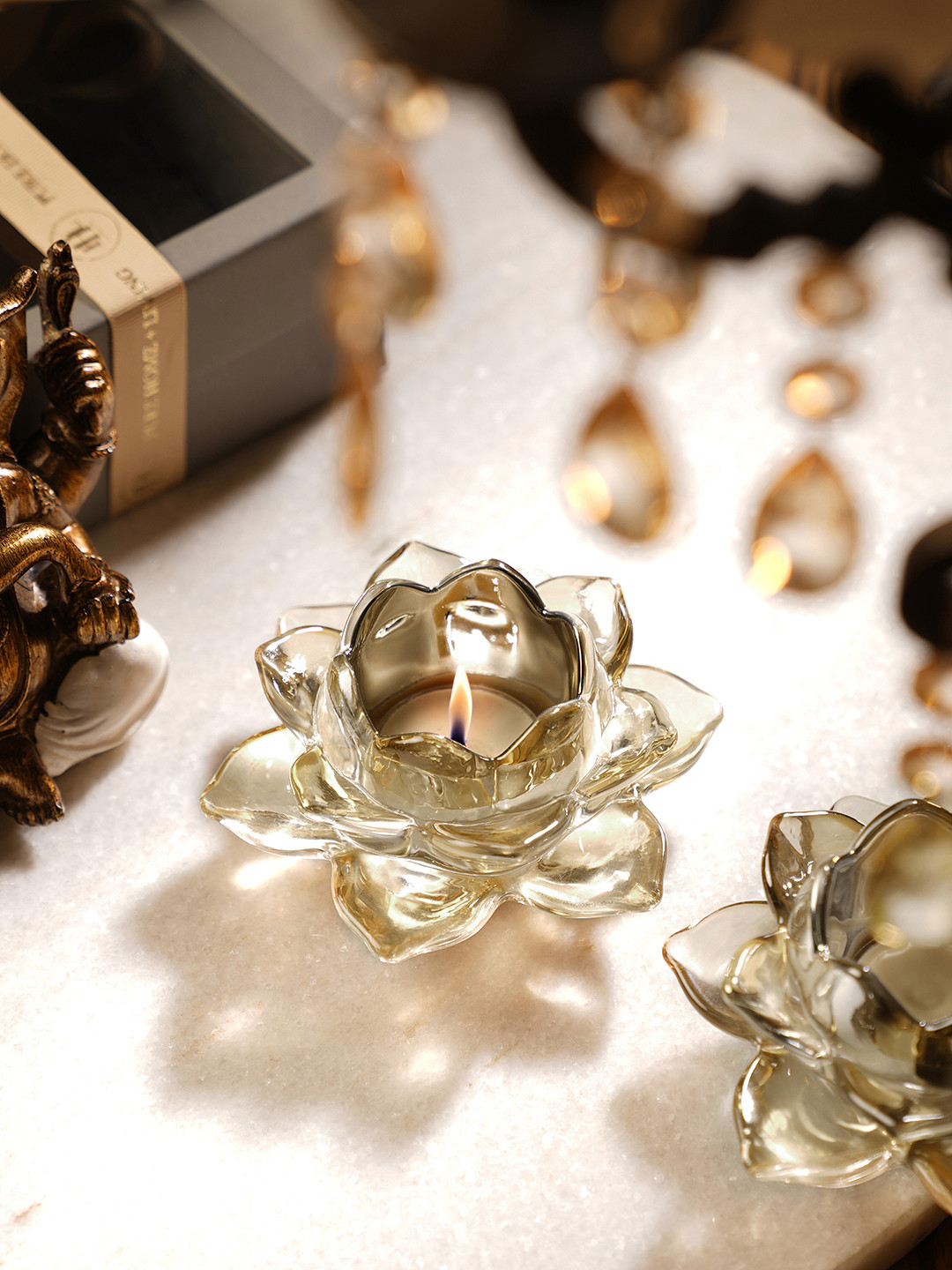 

Pure Home and Living Gold-Toned 2 Pieces Textured Glass Candle Holder