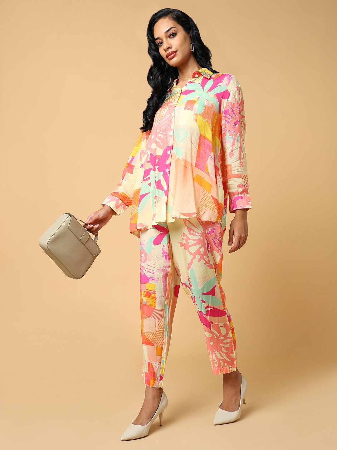 

SHOWOFF Floral Printed Shirt & Trousers, Peach