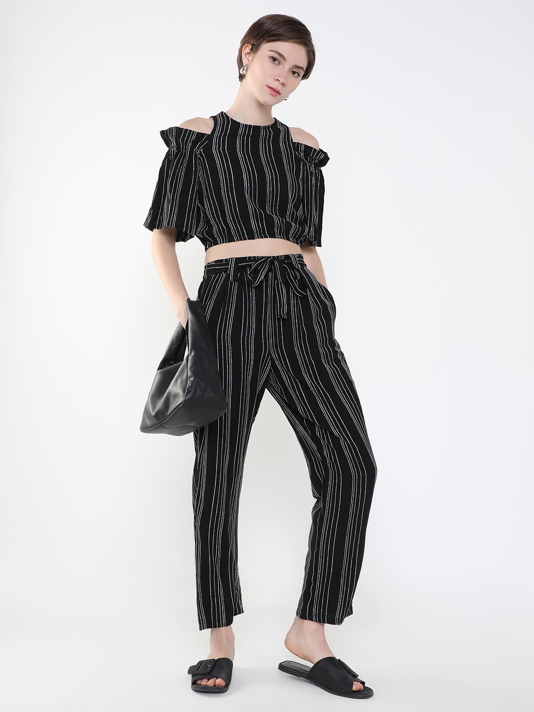 

SHOWOFF Striped Short Sleeves Top & Trousers, Black