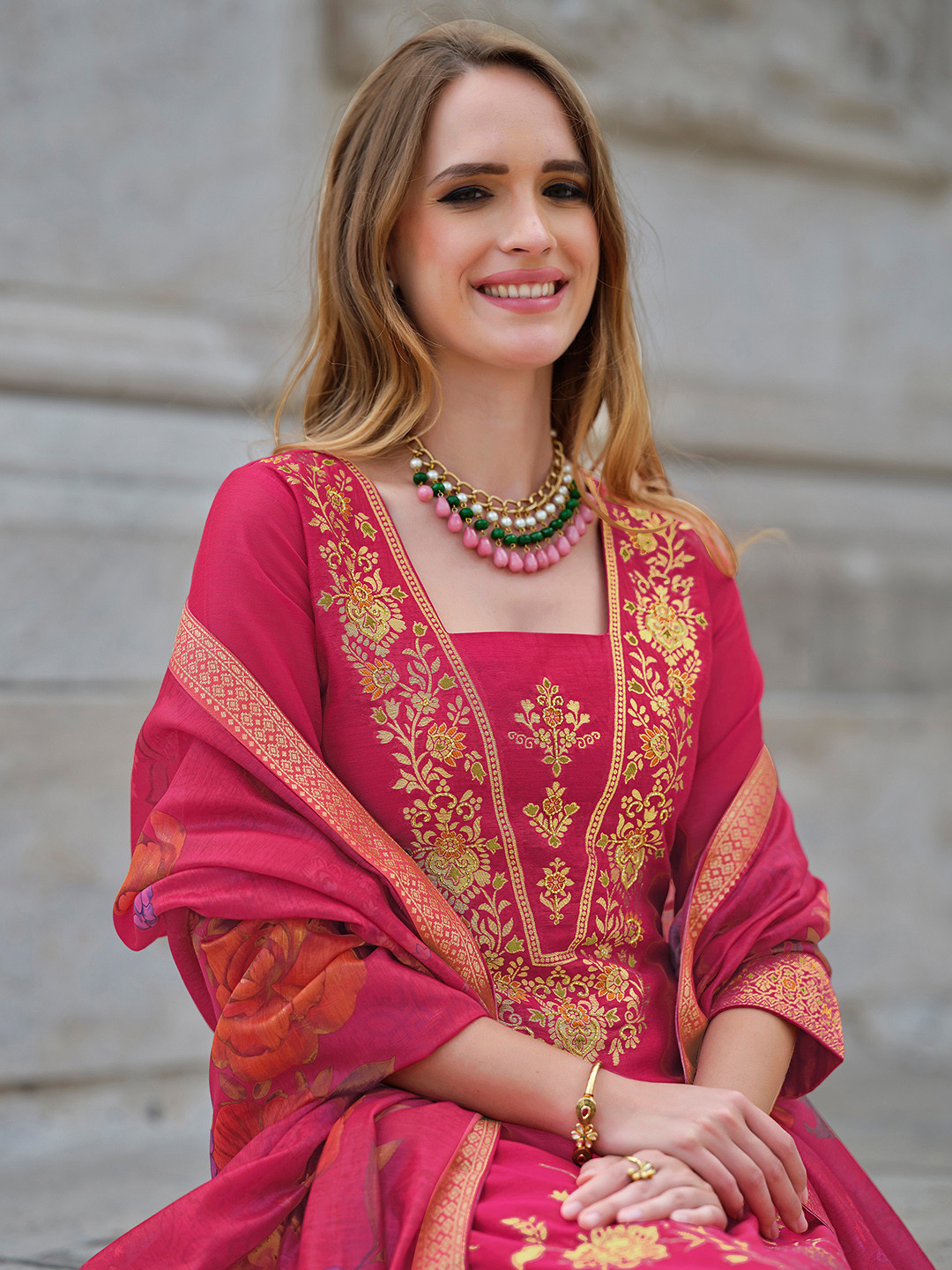 

MOJILAA Women Floral Regular Beads and Stones Chanderi Silk Kurta with Trousers, Pink